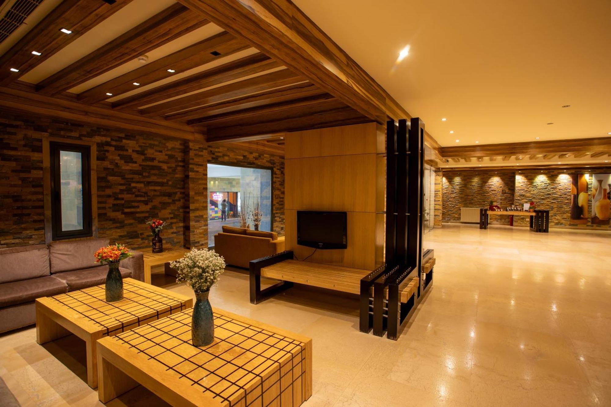 Terre Brune Hotel Mzaar Kfardebian Esterno foto